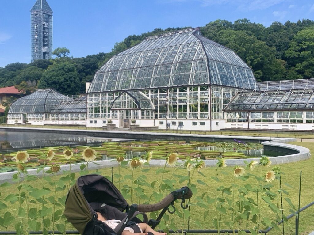 国指定重要文化財の温室前館